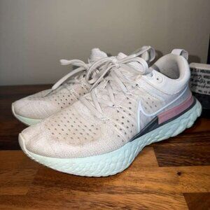 Nike React Infinity Run Flyknit